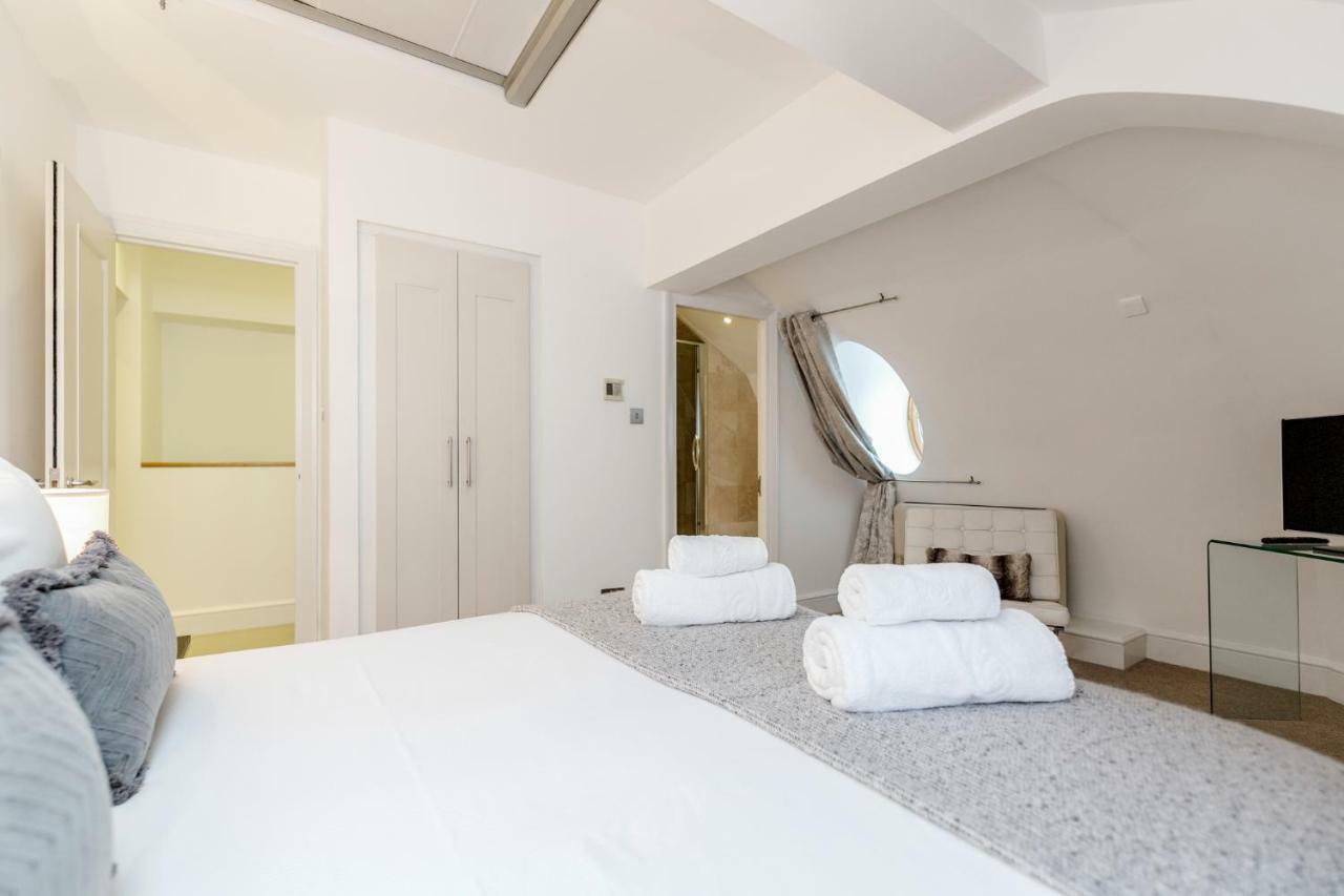 Outstanding Trafalgar Penthouse, Sleeps 8 Apartamento Londres Exterior foto